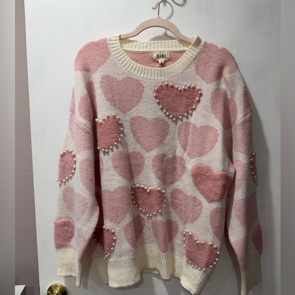 NWT 🩷 Pink Heart Pearl Long Sleeve Sweater